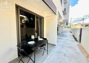 Balkón nebo terasa v ubytování Sunset Apt moderne à 2 min de la plage, clim, piscine