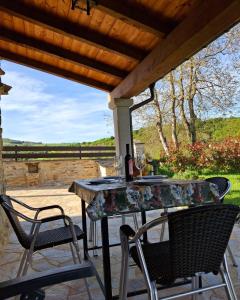 A balcony or terrace at Casa Os Prados da Albela
