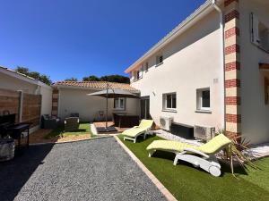 Bygningen som feriehuset ligger i