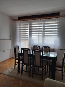 Część wypoczynkowa w obiekcie Apartman MIKA
