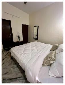 Gallery image of Aangan, Fall in Love with Dehradun, Bed n Bfast in Dehradun +24 photos