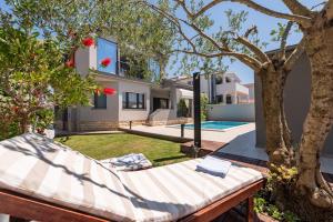 Bazén v ubytovaní Villa Antea ZadarVillas alebo v jeho blízkosti
