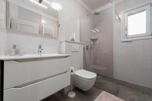 Kúpeľňa v ubytovaní Villa Antea ZadarVillas