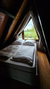 ブランケンハイムにあるChalet in Freilingen Blankenheim mit Seenähe mitten in der Naturのギャラリーの写真