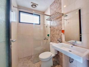 Koupelna v ubytování Shinta Guesthouse