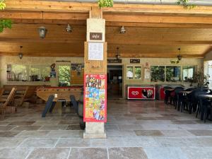 Restaurace v ubytování Camping l'Avelanede