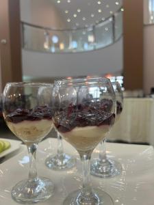 Thức uống tại Hotel Hamburg +48 ảnh