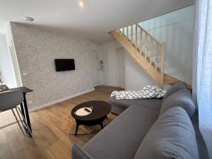 Et opholdsområde på M112 Marquer Superbe T4 spacieux avec balcon, proche de Genève