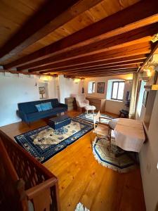 Area soggiorno di Charming Bohemian house in Perast