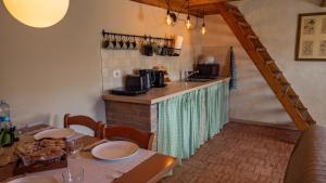 Kuchyň nebo kuchyňský kout v ubytování Cà di Frè B&B