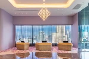 Posezení v ubytování Queensland Hotel Bangkok