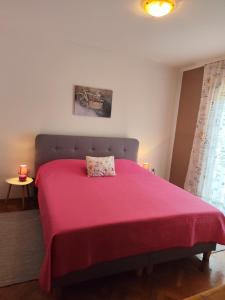 Posteľ alebo postele v izbe v ubytovaní Apartment Suzi Valdebek