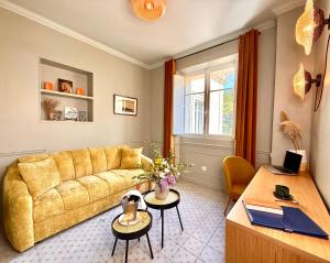 Boutique Hôtel Château Beaupin Restaurant & Wellness的休息区