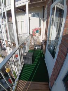 Balkón nebo terasa v ubytování Near Centrum
