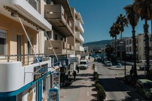 Το κτήριο όπου στεγάζεται  το διαμέρισμα