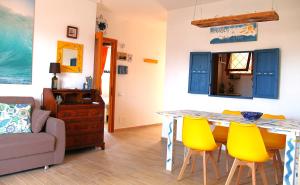 A seating area at Casa ViDa Sabaudia