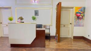 Fotografie z fotogalerie ubytování Rezala Sweet Home Uttara v destinaci Bāiljuri