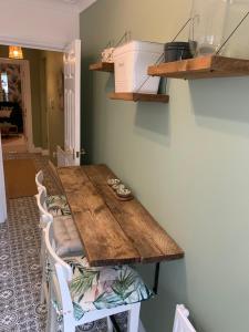 Η κουζίνα ή μικρή κουζίνα στο The Palm Christchurch
