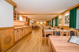 Εστιατόριο ή άλλο μέρος για φαγητό στο U Kasi i Janusza