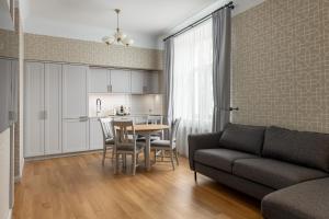 Posezení v ubytování Roze Kūrmājas Residence