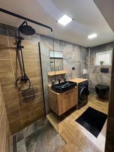 Ένα μπάνιο στο Rekreační dům Dobšín