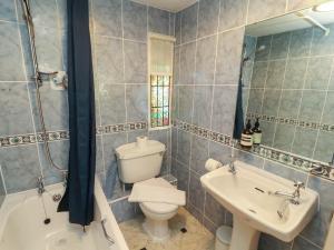Ένα μπάνιο στο Meadow Cottage +19 φωτογραφίες