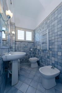 Koupelna v ubytování Villino dei Coralli + 78 fotografií