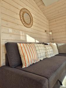 Un lugar para sentarse en 308-Tiny House Inn