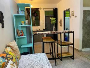 Kuchyň nebo kuchyňský kout v ubytování The Pallet Nook, Cozy Studio in Kilifi