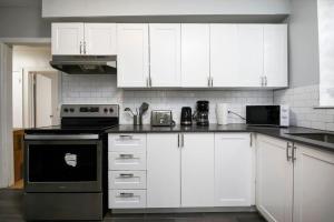 Fotografie z fotogalerie ubytování Stunning 2BR on Walkley v Montrealu