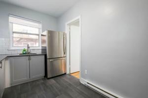 Fotografie z fotogalerie ubytování Awesome 2BR in Montreal v Montrealu