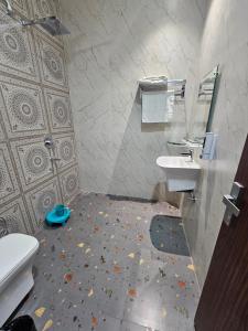 Koupelna v ubytování Hotel K9 Regency sirsa