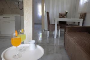 Joogid majutusasutuses Apartmani Dejavu na Drini