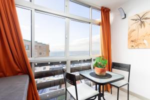 A balcony or terrace at Home2Book Candemar Ocean View