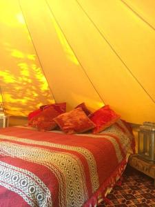 Postel nebo postele na pokoji v ubytování Campo Portakal Eco Glamping