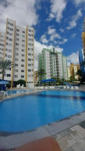 Bazén v ubytování Caldas Novas Apartamento Parque Aquatico Excelente nebo v jeho okolí