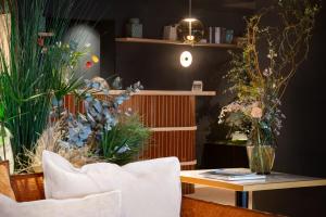 Posezení v ubytování Hôtel L'Adresse - Entièrement rénové