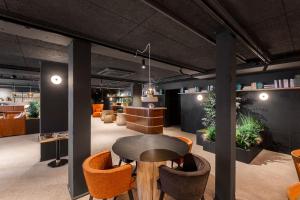 Posezení v ubytování Hôtel L'Adresse - Entièrement rénové