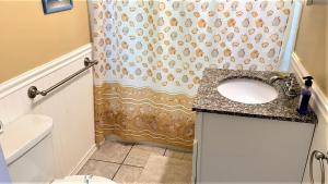 Bilik mandi di 918 Wenonah Avenue - Piece Of Paradise +24 gambar
