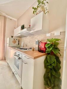 Køkken eller tekøkken på onde dell'etna 12