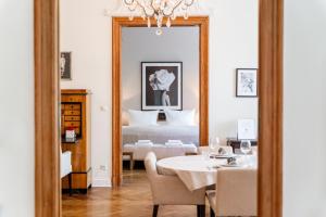 Ένα ή περισσότερα κρεβάτια σε δωμάτιο στο Fantastic apartment in prime location - city center west