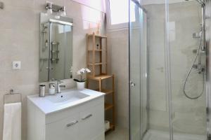 Ένα μπάνιο στο Feel Cascais Center 2bd