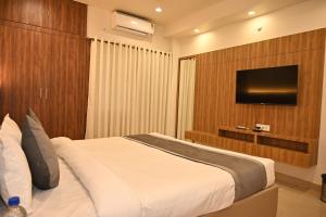 Μια τηλεόραση ή/και κέντρο ψυχαγωγίας στο Atharv Kaashi