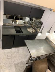 Nhà bếp/bếp nhỏ tại Monte-Carlo
