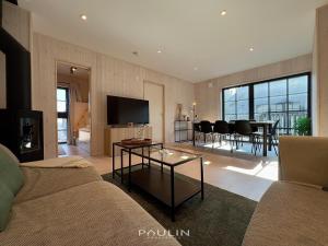 TV a/nebo společenská místnost v ubytování Lindvallen Ski Resort Pool and Padel - Sauna - 6 Guests