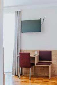 TV a/nebo společenská místnost v ubytování Gasthaus zur Waldschenke