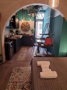 Kuchyň nebo kuchyňský kout v ubytování Fusion Homestay Accommodation