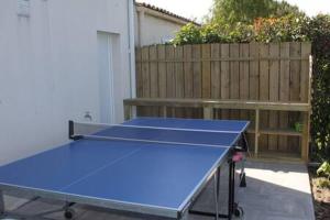Stolní tenis v ubytování Maison familiale Ile d'Oléron nebo okolí