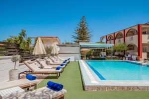 Gallery image of Oscar Villa & Studios in Alykes