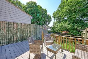 Balkón nebo terasa v ubytování Fun luxury stay, city walkable, Garden, Parking - Oakview